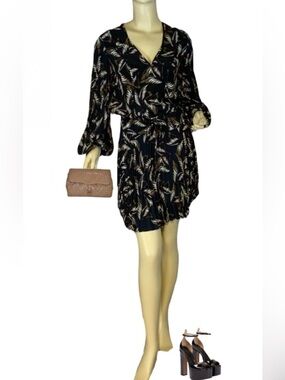 A.L.C. SILK “RORY” PALM LEAF PRINT BLACK & BROWN PLEATED SPLIT SLEEVE DRESS (2)